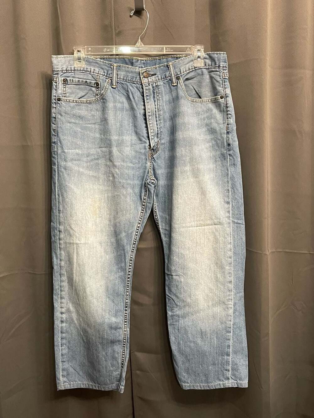 Levi's 505 Regular Fit Light Wash Denim Jeans Size 38x30